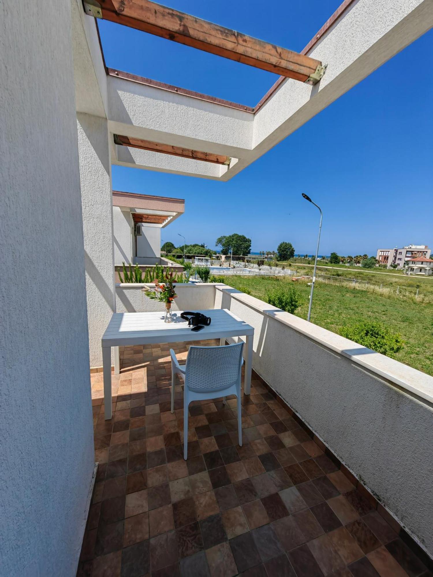 Tea Residence, Gjiri I Lalzit Apartments Durrës Exterior foto